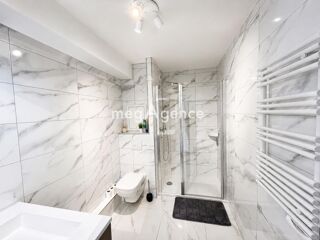  Appartement à louer 2 pièces 42 m²