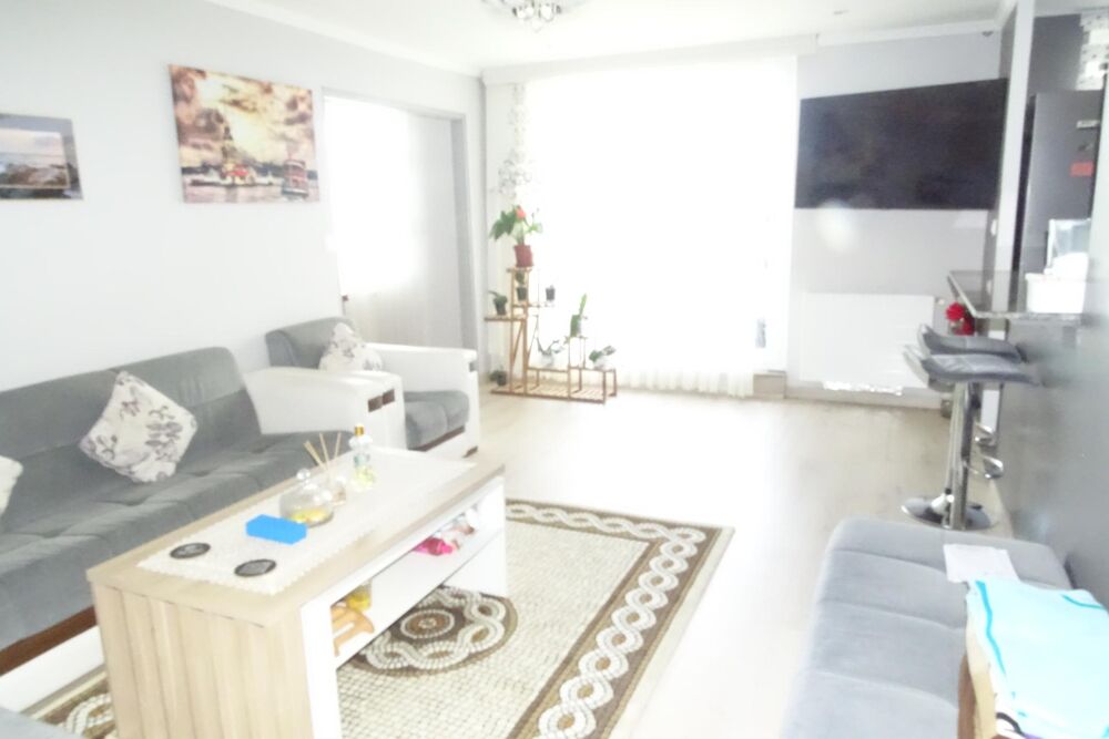 Magnifique T5 avec balcon et ascenseurs