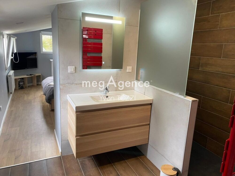 Vente Maison Maison en pierre  5 chambres avec piscine et atelier Les sables-d'olonne