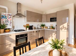 Vente Maison Ecquevilly un appartement familial avec jardin,comme une maison . Ecquevilly