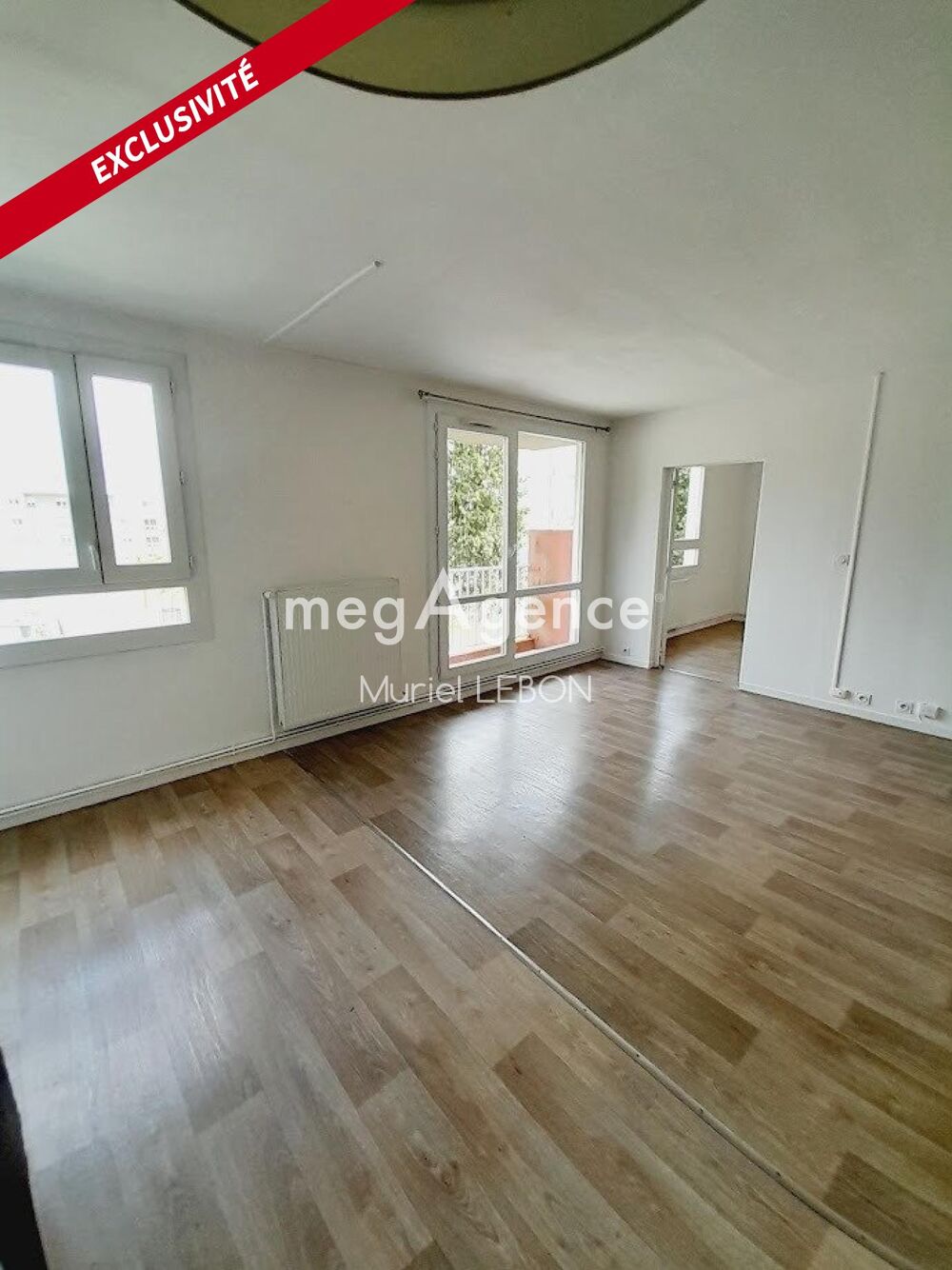 T4 d'environ 79 m²-3 Chambres-Balcon