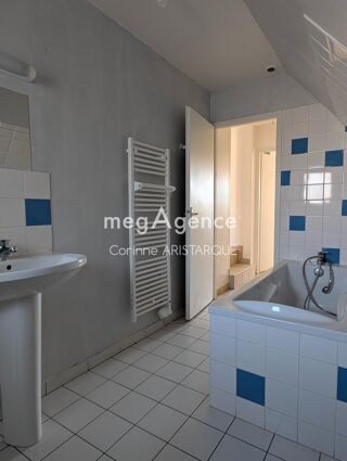  Immeuble � vendre 237 m�