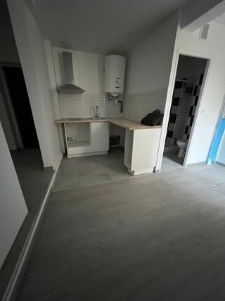  Immeuble à vendre 172 m² Sens
