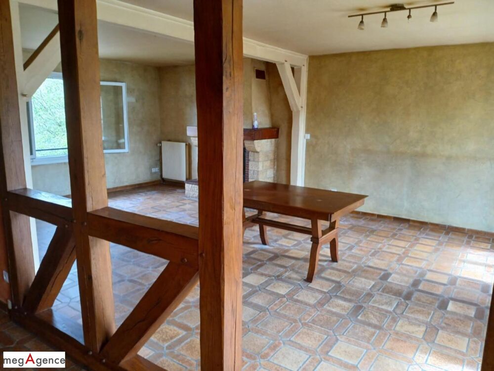 HABITABLE DE PLAIN-PIED - AUX PORTES DU PARC DU CHATEAU DE CHAMBORD -