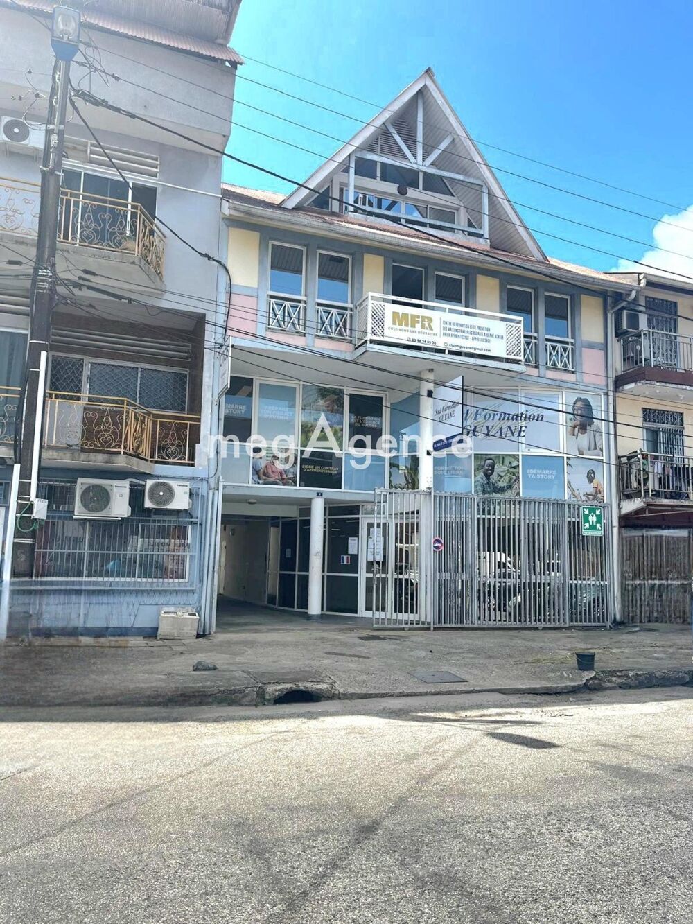 Vente Immeuble Immeuble à usage mixte de bureaux et d'habitation CAYENNE Cayenne
