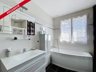  Maison à vendre 6 pièces 146 m²