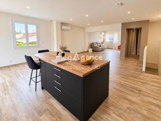 Vente Maison MAISON FAMILIALE de 168 m² – 5 chambres – Sous-sol complet – Aubigny-les-Clouzeaux Aubigny-les clouzeaux