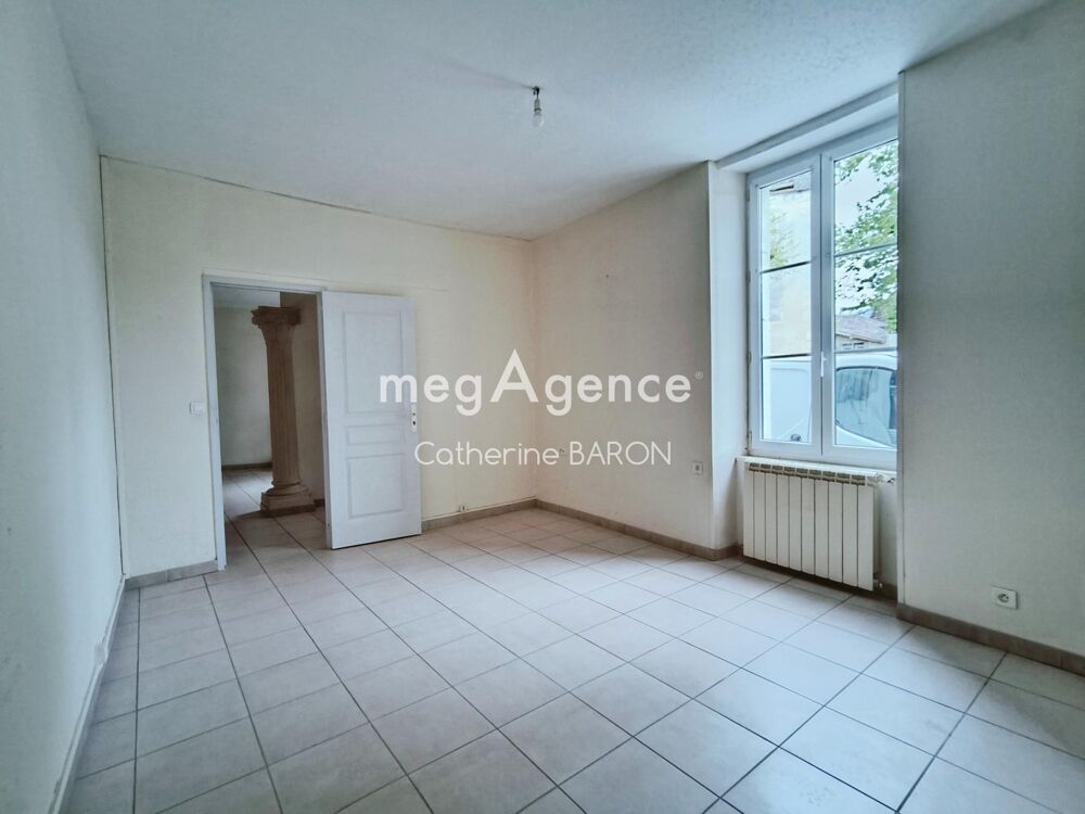 Vente Maison Maison plain-pied 104m2 - 2 chambres - Cour Cognac