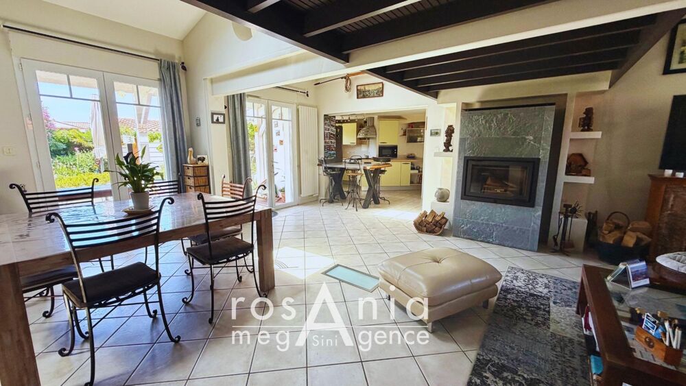 Vente Maison MAISON DE CARACTÈRE DE 148 m² À LA CHAUME Les sables-d'olonne