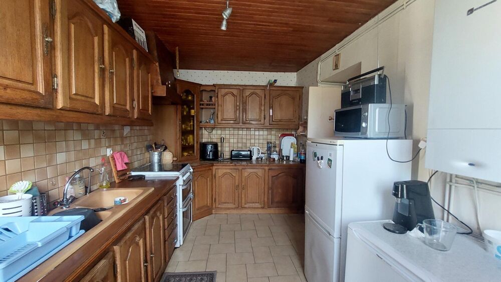 Vente Maison Maison de charme à la campagne - Plus de 15000m² de terrain Louargat