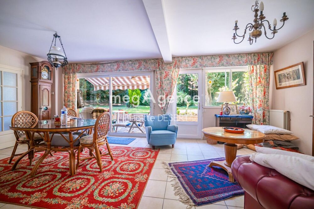 Vente Maison Maison de Maître à rénover sur 10 hectares boisés. Sille-le-philippe