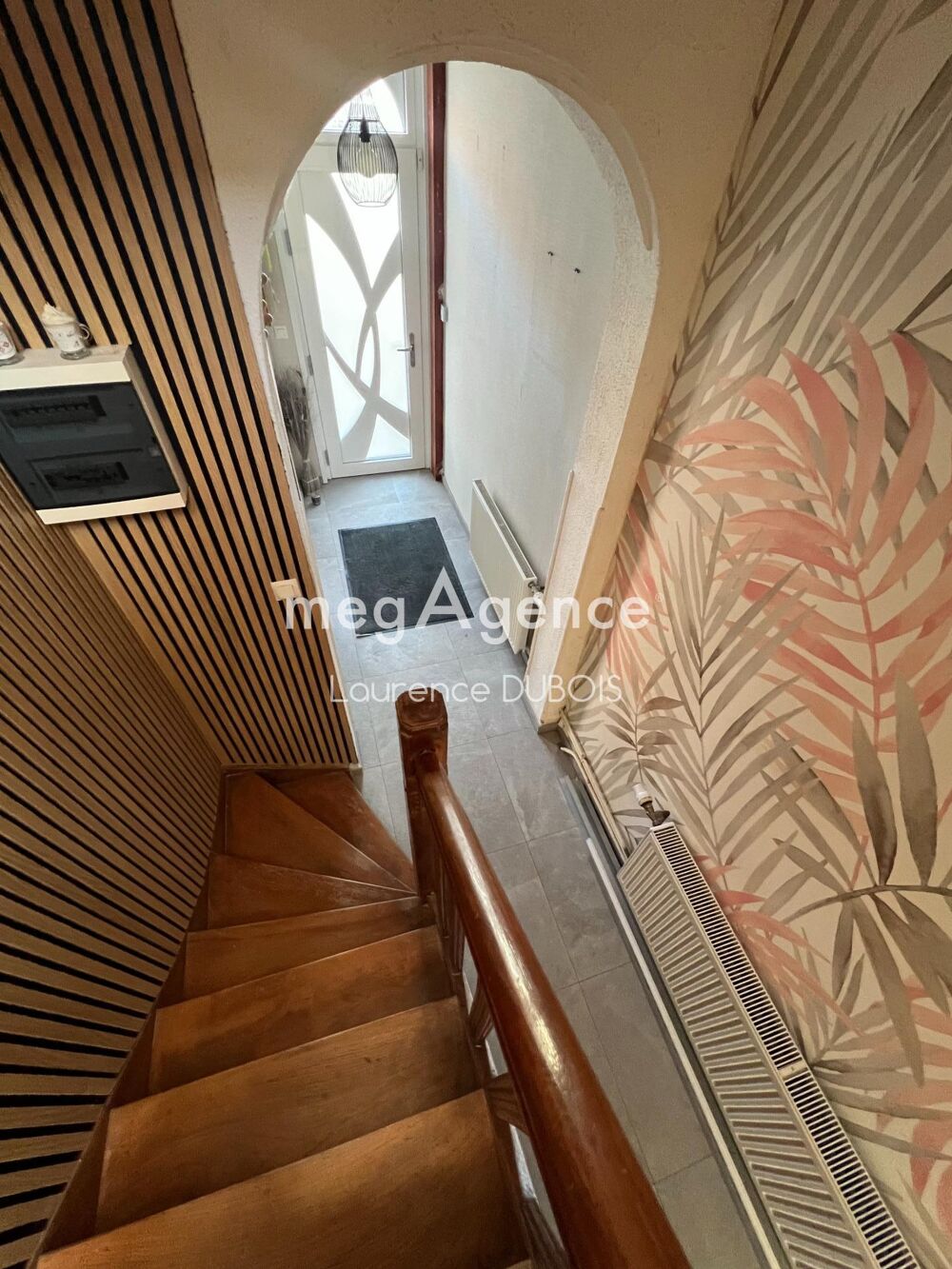 Vente Maison Maison de ville de 95 m2, 2 chambres, située dans un quartier calme et proche de toutes commodités saura séduire une famille ou Auchel