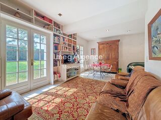  Maison  vendre 11 pices 275 m