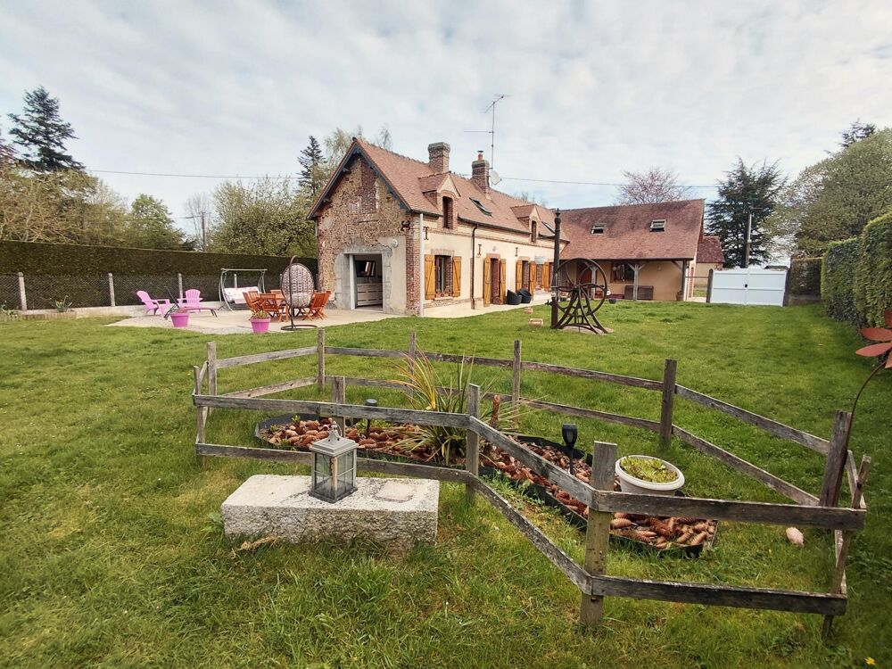 Vente Maison Longère rénovée 4 chambres, garage, dépendances Crulai
