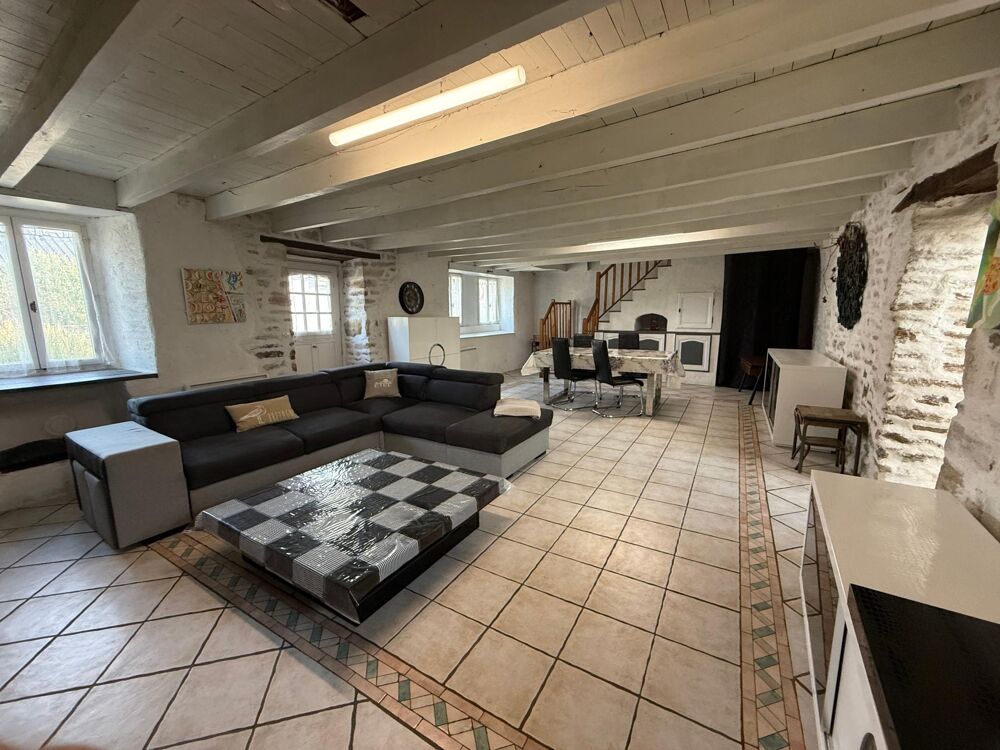Maison 8 pièces 220 m² · à Calan · 220 m² · 365 000 €