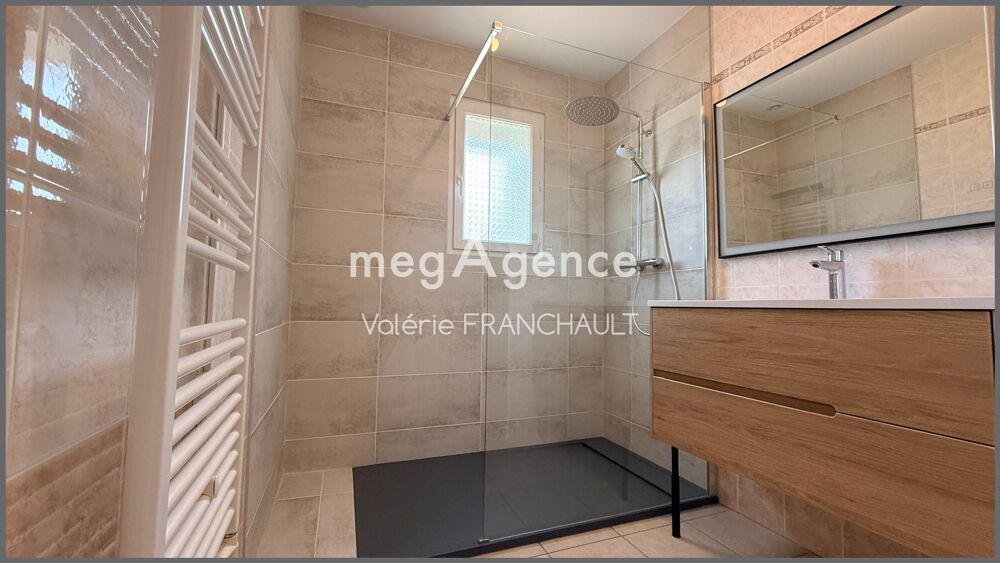Mareuil sur Lay Dissais, maison de plain-pied, de 96M2 sur une parcelle d'environ 617M2 .