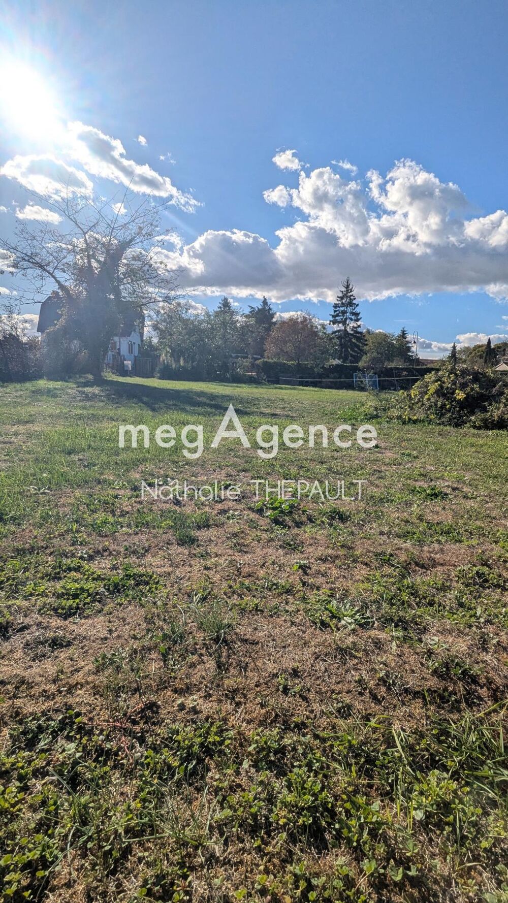 Vente Terrain SAINT-MARTIN-LA-GARENNE, Terrain constructible de 1004m² Saint-martin-la-garenne