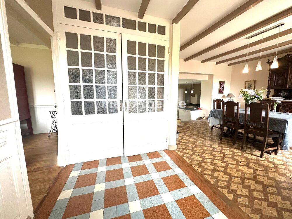 Maison 14 pièces 280 m²