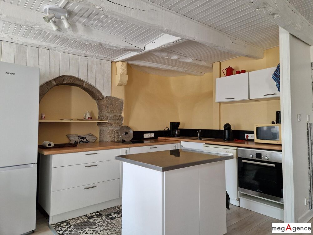 Maison traditionnelle au coeur de la campagne