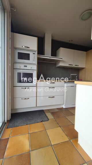  Maison  vendre 8 pices 126 m