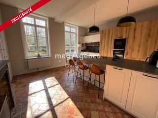  Maison à vendre 11 pièces 267 m²