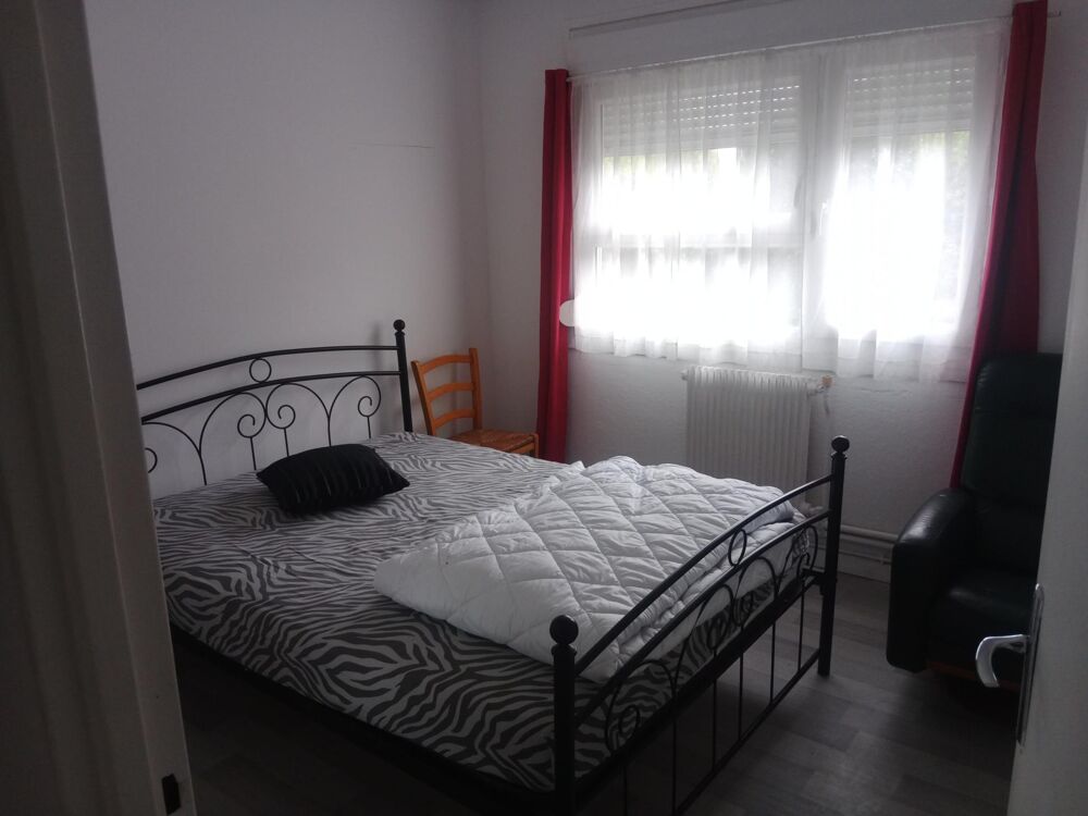 Location Appartement A LOUER MEUBLE, Proche centre de DOUAI, Pour étudiants ( es)  Appartement de 59m2 type 3 de 2 chambres RDC dans une résidence tr Douai