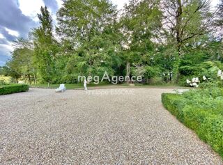  Propriété/château à vendre 15 + pièces 706 m²