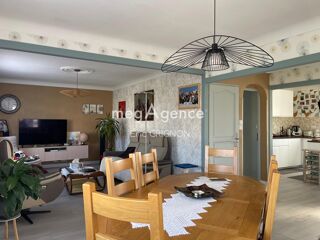  Maison � vendre 5 pi�ces 230 m�