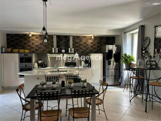  Maison à vendre 11 pièces 320 m²