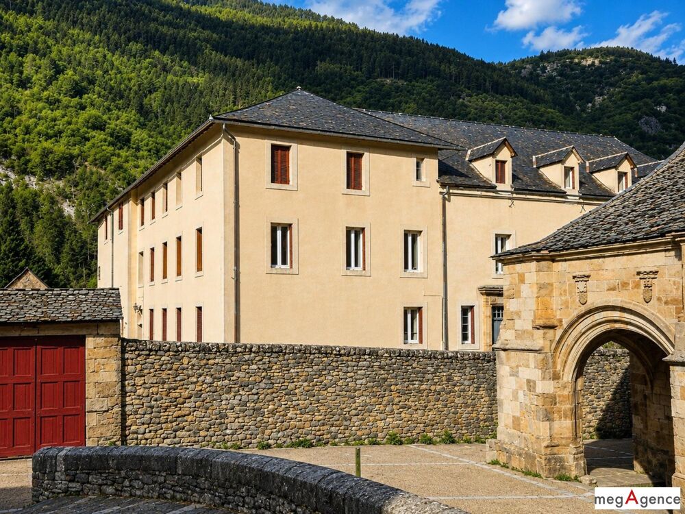 Vente Maison Couvent avec chambres d'hôtes, gîtes et restaurant - Gorges du Tarn Quezac