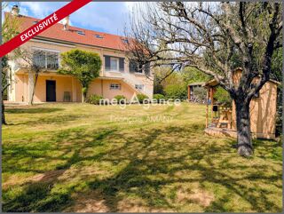 Maison � vendre 8 pi�ces 220 m�