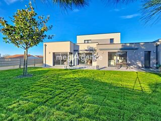  Maison à vendre 6 pièces 166 m²