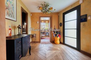  Maison � vendre 6 pi�ces 300 m�