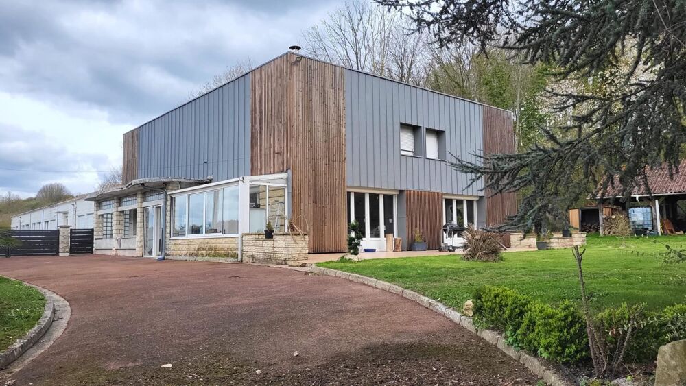 Maison 7 pièces 242 m² · à Flavacourt · 242 m² · 490 000 €
