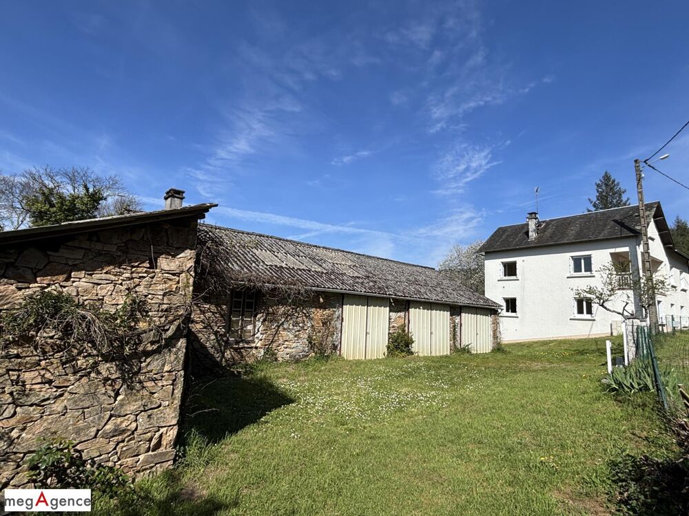 Entre Brive et Tule - Maison avec dépendances en pierre, mare et puits