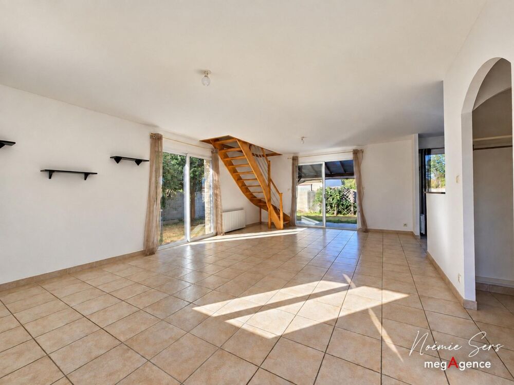 Vente Maison CHOLET MAISON 110 M² 4 CHAMBRES TERRAIN 509 M² Cholet