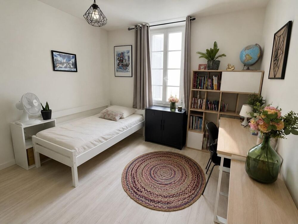 Vente Appartement A VENDRE : T3 TRAVERSANT DE 61m² Centre Historique FREJUS - 83600 Frejus