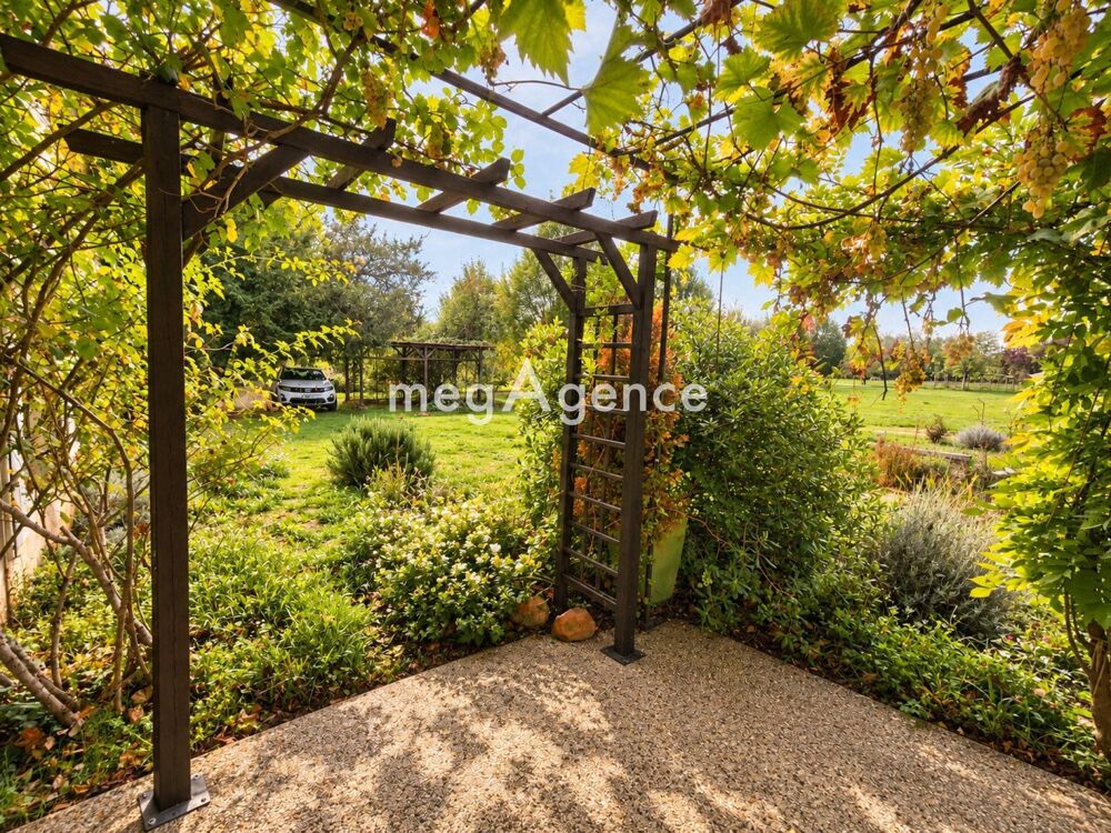 à vendre  Maison Camblanes-et-Meynac (33360)