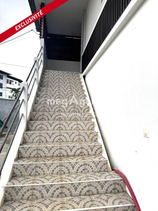  Immeuble à vendre 240 m²