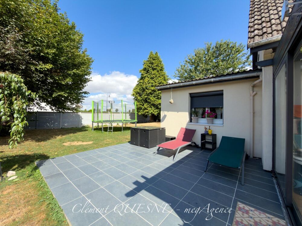 Vente Maison 4 CHAMBRES / SOUS-SOL COMPLET / AGREABLE JARDIN Sierville