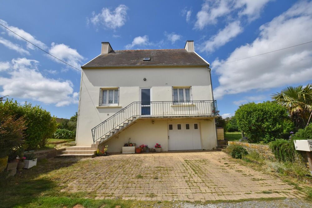 Maison 6 pièces 118 m² · à Saint-Nic · 118 m² · 177 000 €