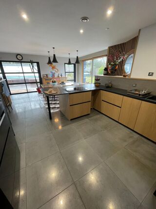 Vente Maison Villa T10 269m² + appartement indépendant sur terrain clos de 2150m² Crach