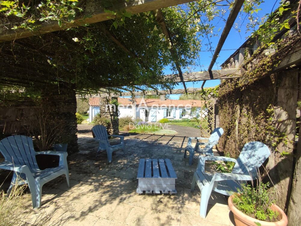 Longère 7 Pièces, 197 m2, 4 chambres, terrain 8000 m2