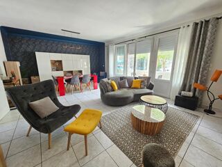  Maison  vendre 8 pices 202 m