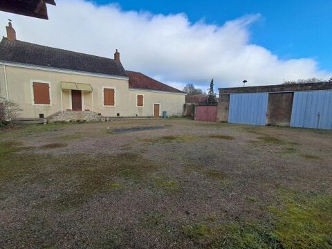   Maison de bourg sur 1000 m2 de terrain avec double garage indépendant Maison - 4 pièce(s) - 98 m²