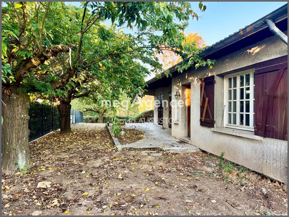 Rare secteur Tassin le Bourg, maison sur sous-sol complet, terrain de 900m2