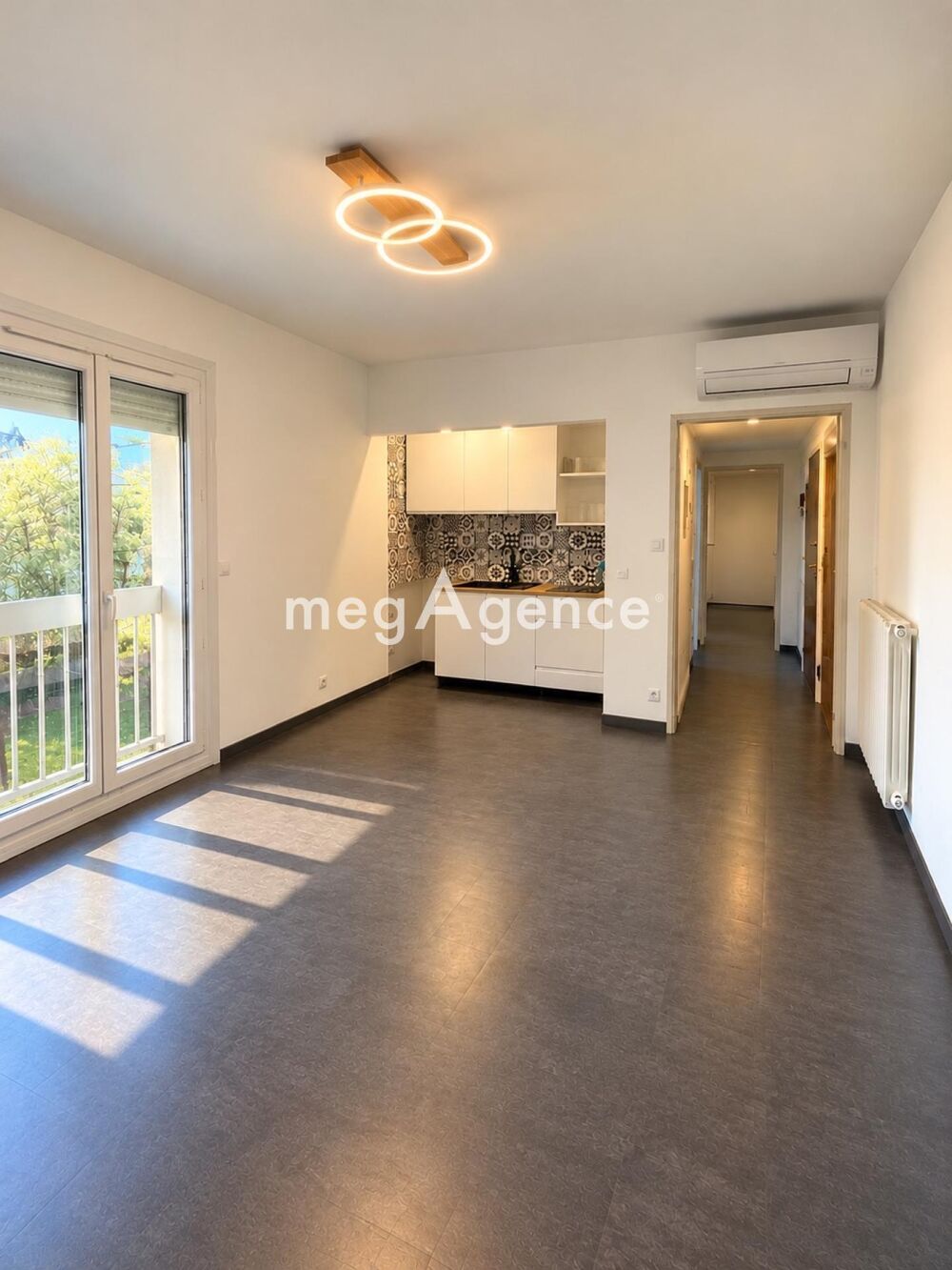 Vente Appartement T2 À 300M DE LA PLAGE,CLIMATISÉ AVEC CAVE Six-fours-les-plages