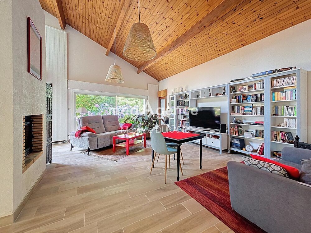Maison familiale 3 chambres - Terrain boisé 5000 m²