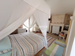  Maison à vendre 12 pièces 296 m²