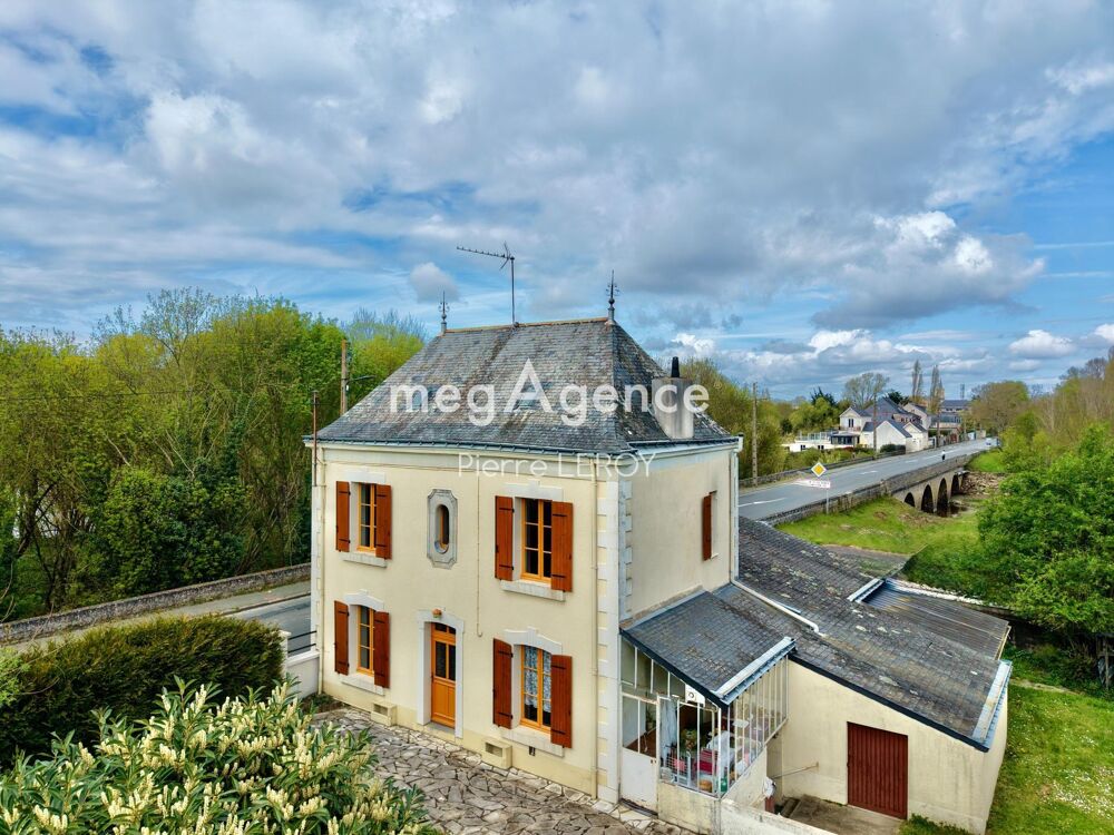 Maison Ancienne avec Dépendances Les Ponts de Cé